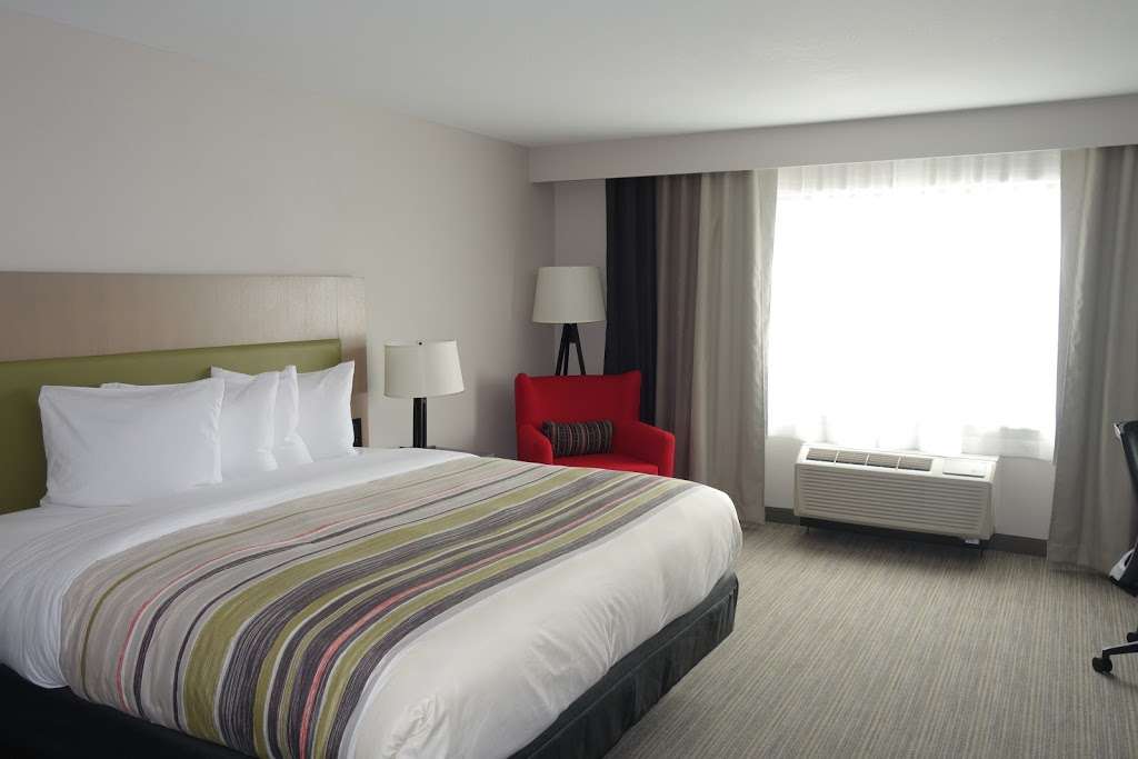 Country Inn & Suites by Radisson, Lawrence, KS | 2176 E 23rd St, Lawrence, KS 66046, USA | Phone: (785) 749-6010