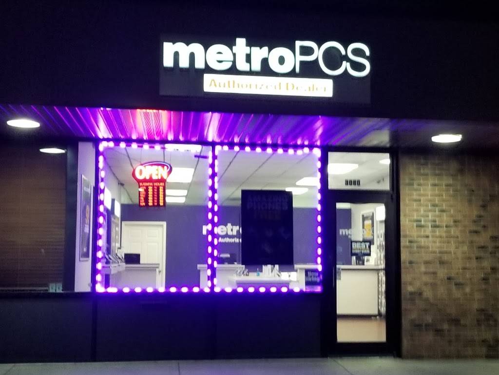 Metro by T-Mobile | 3080 Brookdale Dr, Brooklyn Park, MN 55444, USA | Phone: (763) 566-0694