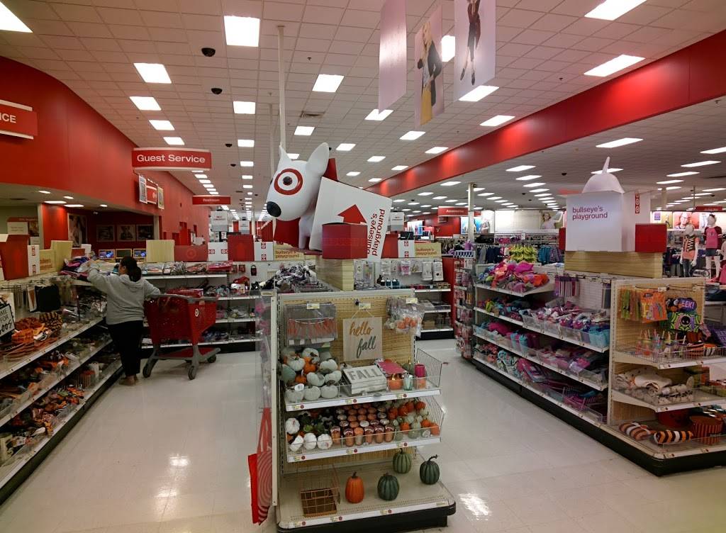 Target | 2199 MN-36 E, North St Paul, MN 55109, USA | Phone: (651) 779-5986