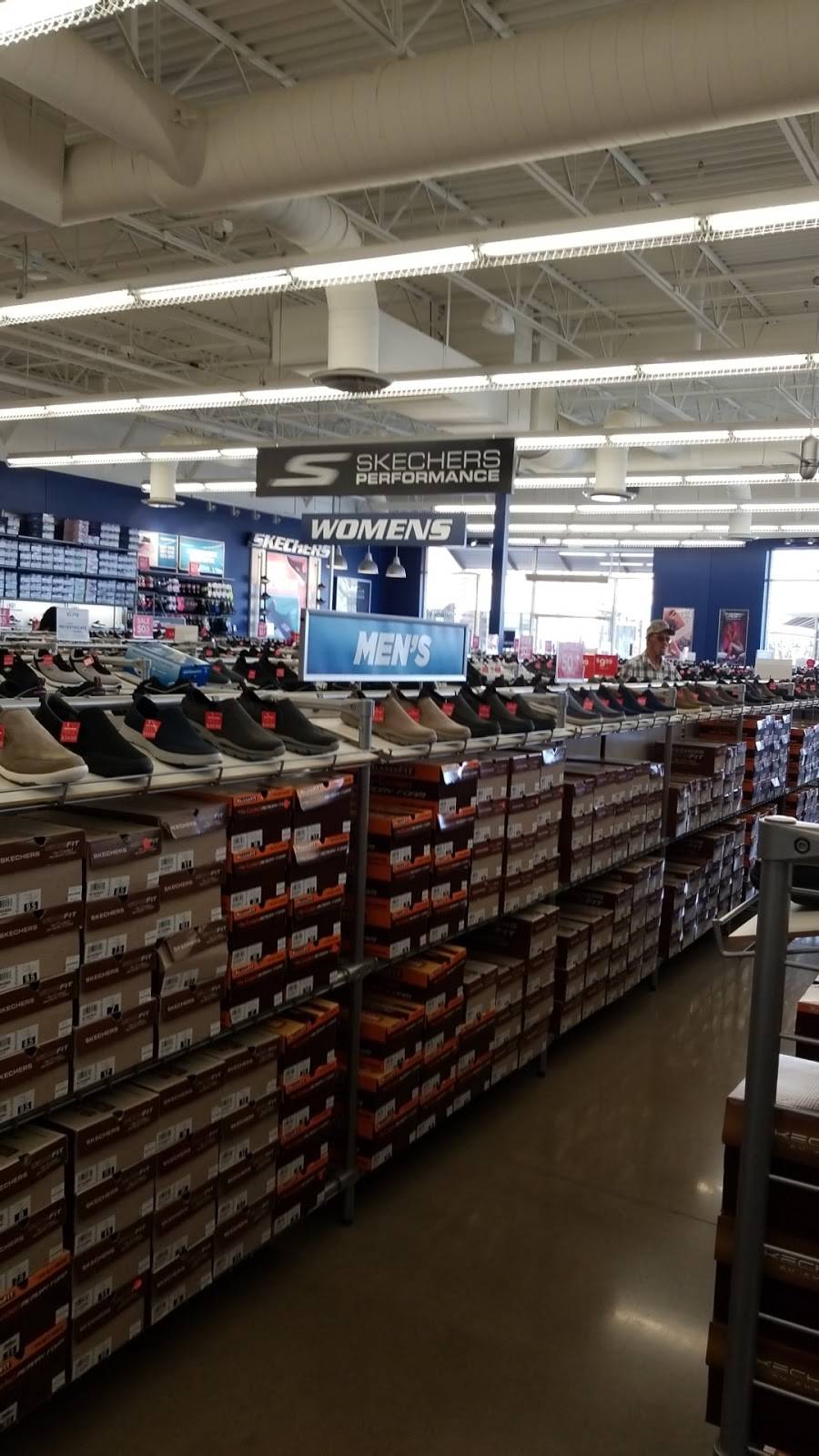 SKECHERS Warehouse Outlet | 2910 W Loop 289 #205, Lubbock, TX 79407, USA | Phone: (806) 785-1530