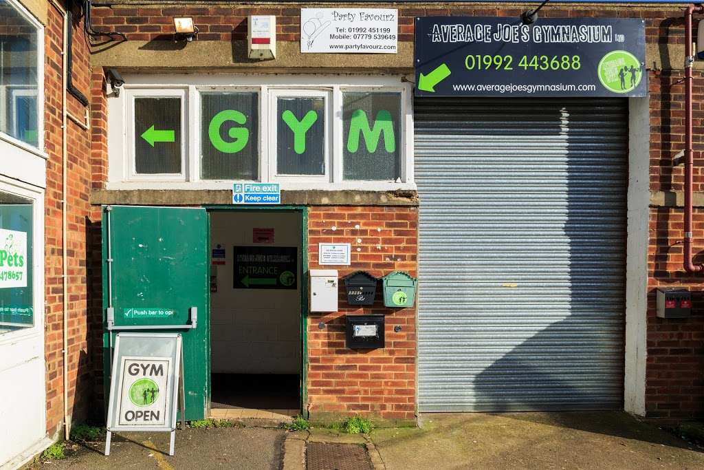 Average Joes Gym | 12, Nazeing Glass Ind Est, Nazeing New Rd, Broxbourne EN10 6SU, UK | Phone: 01992 443688