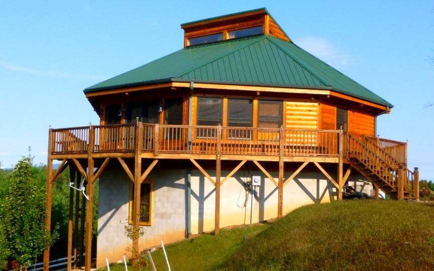 North Carolina Cabin Rental | 7501 Wallace Ln, Charlotte, NC 28212, USA | Phone: (704) 241-0590