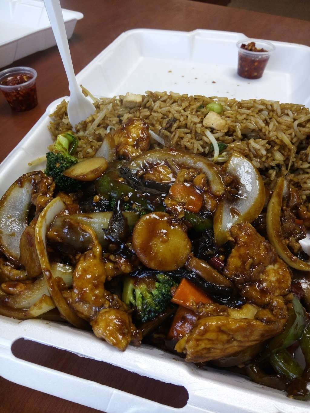 Mee Jun Chop Suey | 526 Sheridan Rd, Highwood, IL 60040 | Phone: (847) 432-5225