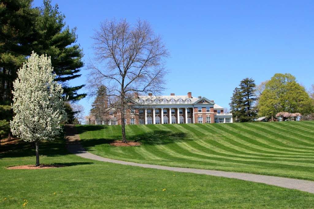 Stonehill College | 320 Washington St, North Easton, MA 02357, USA | Phone: (508) 565-1000