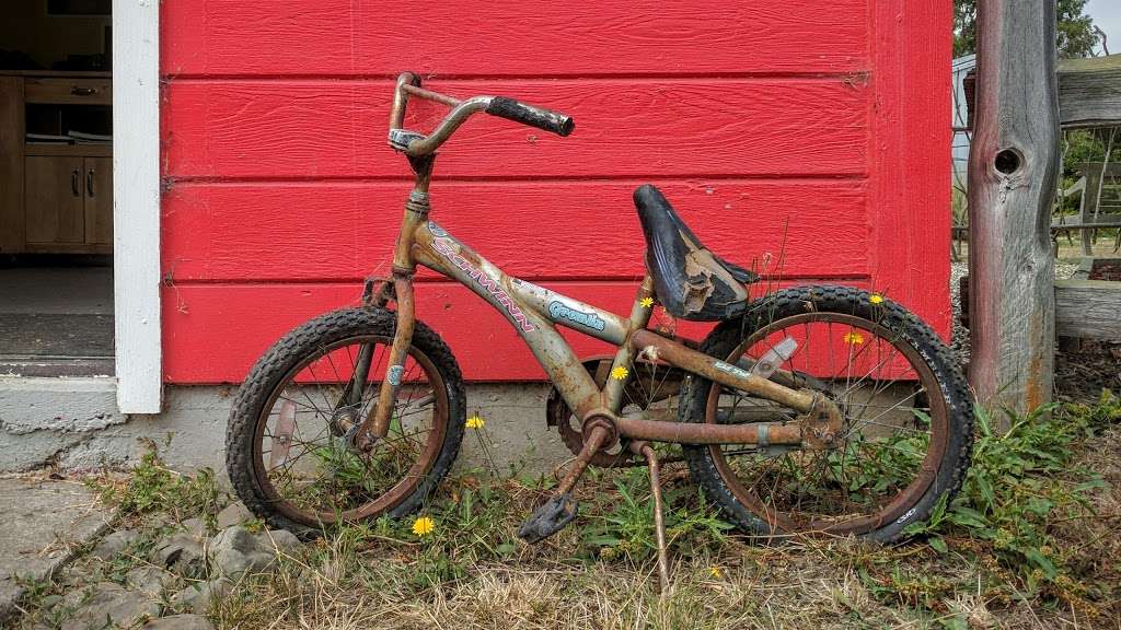The Bike Hut | 1045 Tunitas Creek Rd, Half Moon Bay, CA 94019, USA