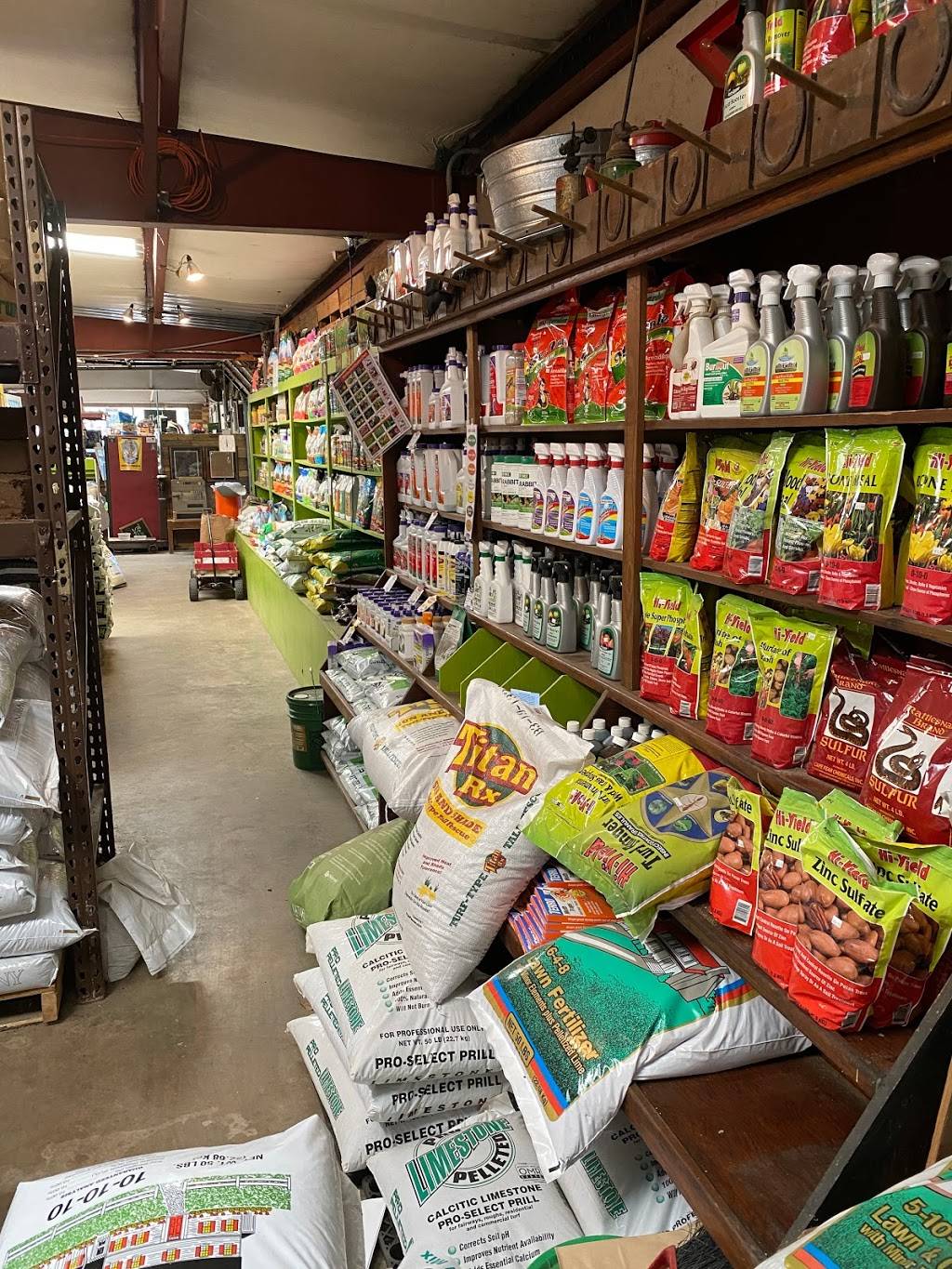 Neighbors Feed & Seed Supply Co | 1565 Roswell St SE, Smyrna, GA 30080, USA | Phone: (678) 653-8838