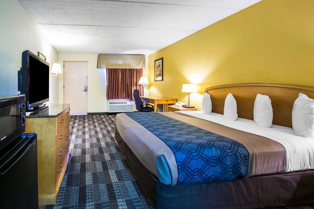 Econo Lodge | 1181 Airport Rd, Jacksonville, FL 32218, USA | Phone: (904) 741-4000