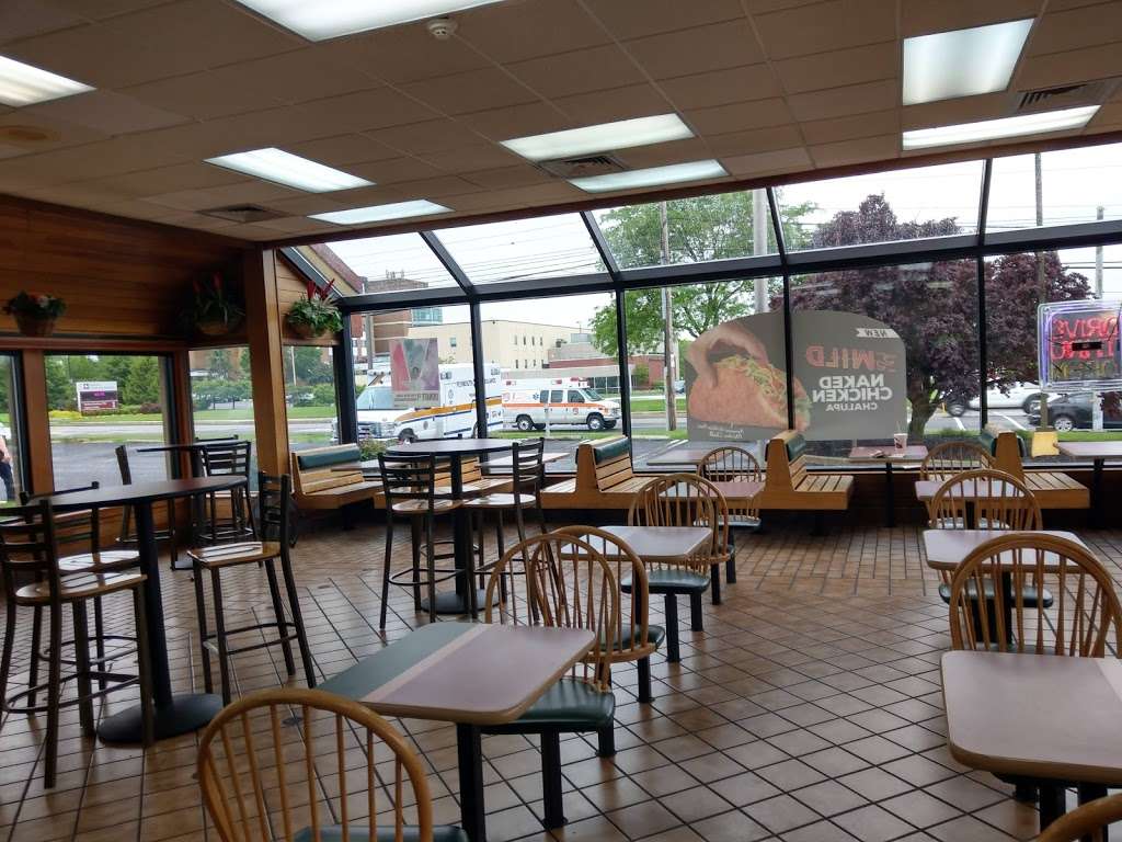 Taco Bell | 2722 Dekalb Pike, Norristown, PA 19401, USA | Phone: (610) 270-9290