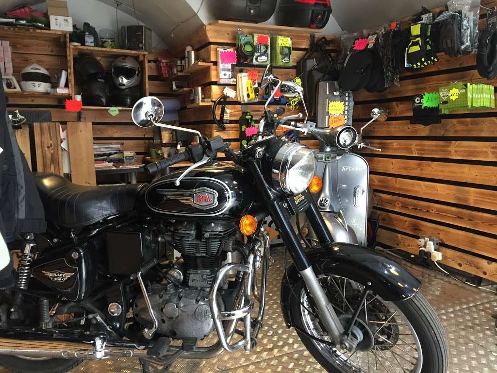 My Scooters and Motorcycles | 347 New Kings Rd, Fulham, London SW6 4RJ, UK | Phone: 020 7384 9534