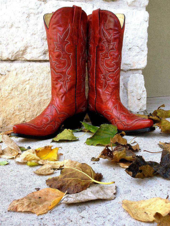 Tinys Western Shop | 8403 Research Blvd A, Austin, TX 78758, USA | Phone: (512) 842-4141