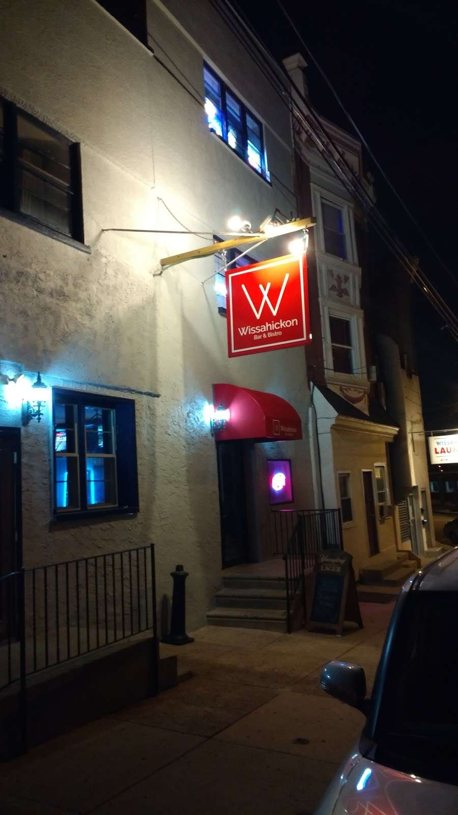 Wissahickon Bar & Bistro | 5109 Rochelle Ave, Philadelphia, PA 19128 | Phone: (215) 482-8583