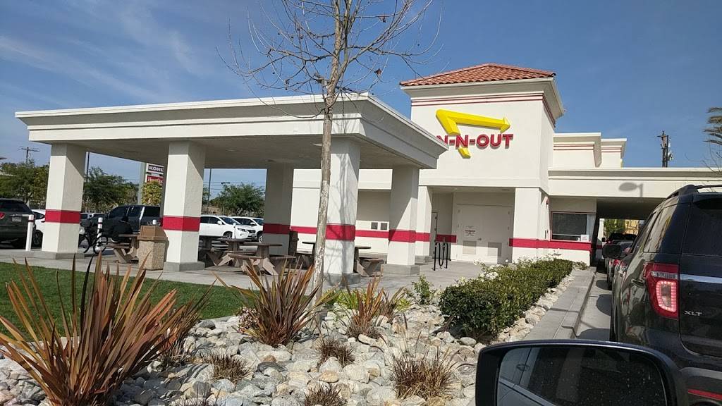 In-N-Out Burger | 12365 Seal Beach Blvd, Seal Beach, CA 90740, USA | Phone: (800) 786-1000