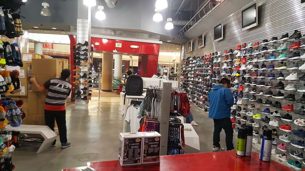 Shoe Palace | 2200 Eastridge Loop #2052, San Jose, CA 95122, USA | Phone: (408) 238-3200