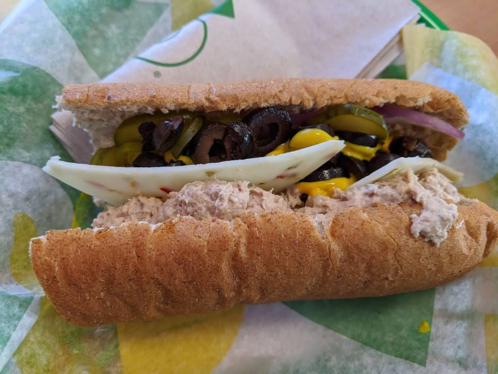 Subway | 5788 Coldwater Rd, Fort Wayne, IN 46825, USA | Phone: (260) 482-8112