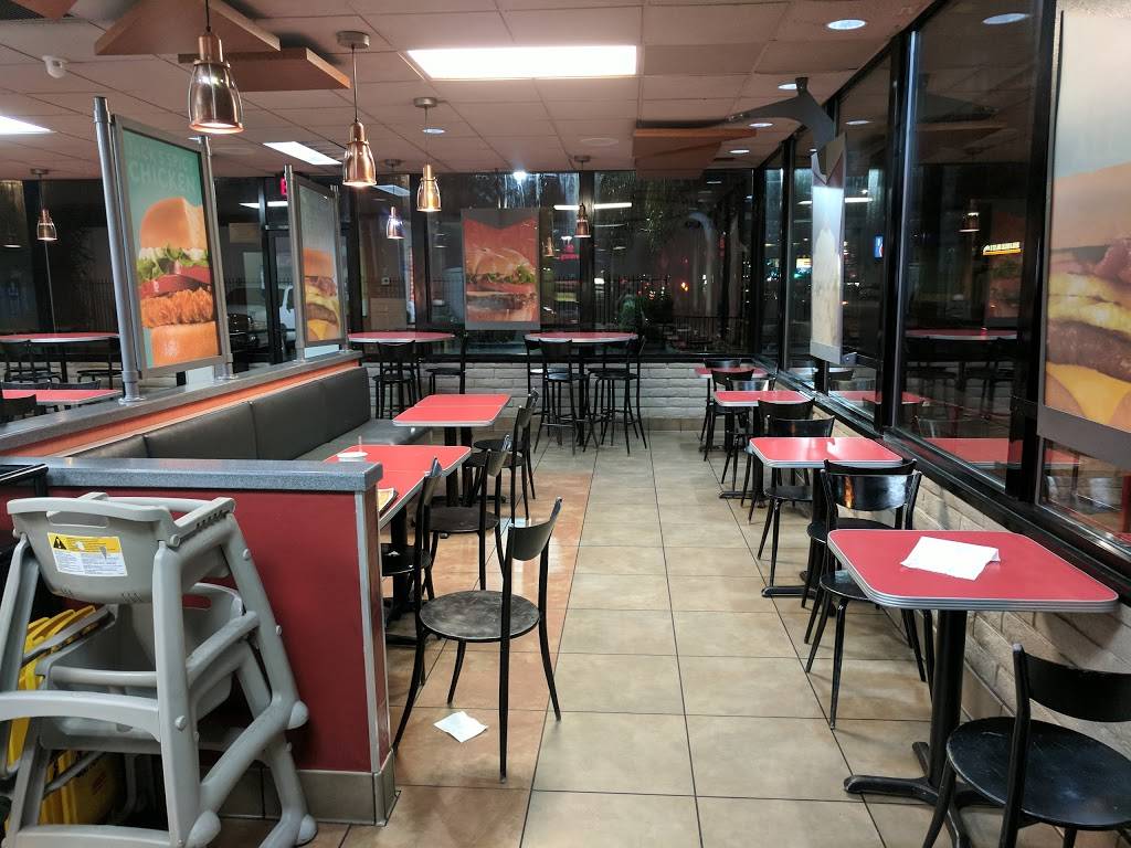 Jack in the Box | 1190 CA-1, Long Beach, CA 90806, USA | Phone: (562) 591-3868