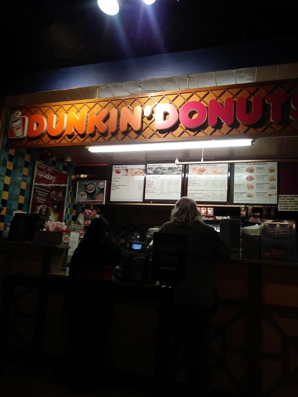 Dunkin | 1600 Old Louisquisset Pike, Lincoln, RI 02865, USA | Phone: (401) 725-9490