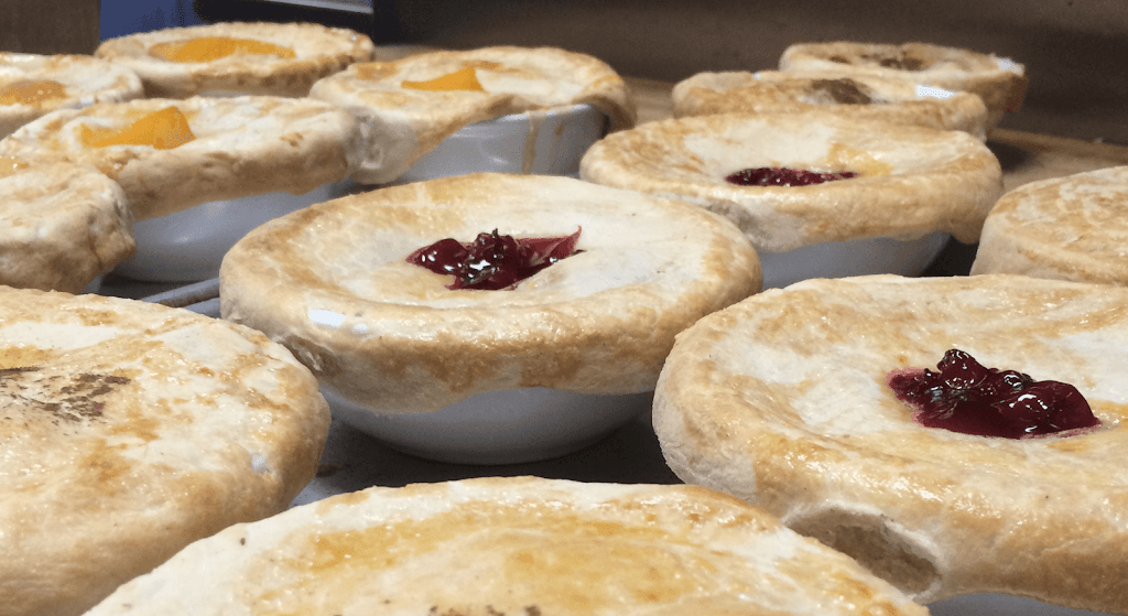 California Classic Cafe | 14196 Amargosa Rd a, Victorville, CA 92392, USA | Phone: (760) 241-3663