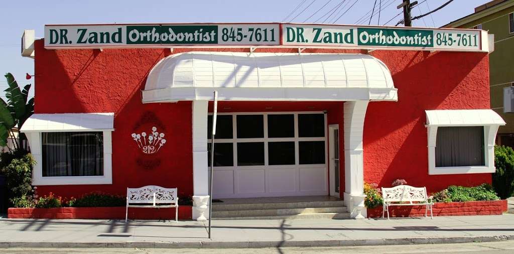 Dr Zand Orthodontics | 212 E Providencia Ave, Burbank, CA 91502, USA | Phone: (818) 845-7611