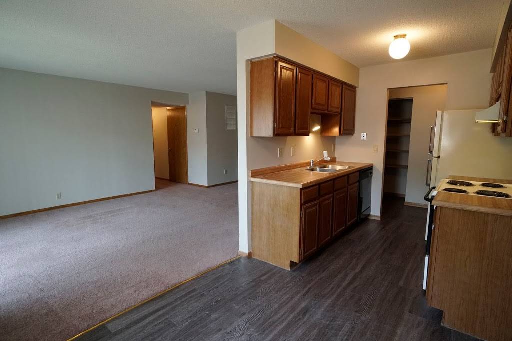 Basswood Apartments | 4450 Bass Lake Rd, Minneapolis, MN 55429, USA | Phone: (763) 285-6340