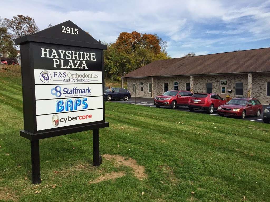 F&S Orthodontics and Periodontics | 2915 N George St #3, York, PA 17406, USA | Phone: (717) 747-3911