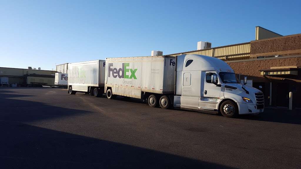 FedEx Ground | 3410 S 51st Ave, Phoenix, AZ 85043, USA | Phone: (800) 463-3339