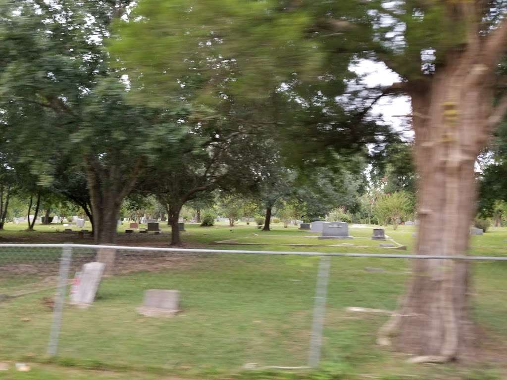 Oakwood Cemetery | Conroe, TX 77301, USA