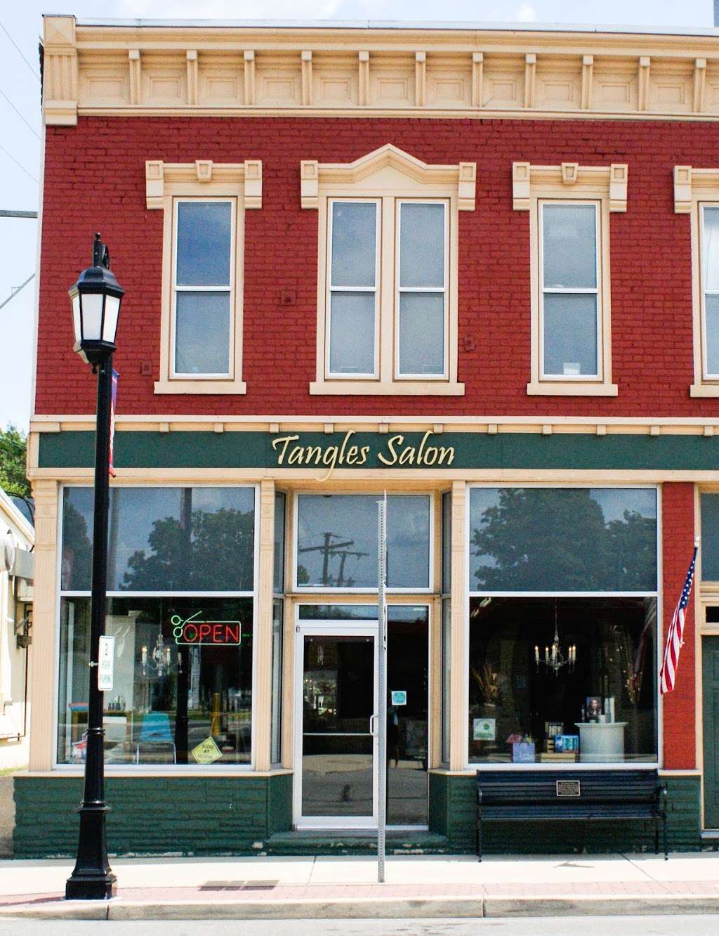 Tangles Salon | 110 N Main St, North Liberty, IN 46554, USA | Phone: (574) 656-3636