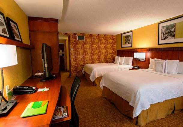 Courtyard by Marriott Newark-University of Delaware | 400 David Hollowell Dr, Newark, DE 19716, USA | Phone: (302) 737-0900