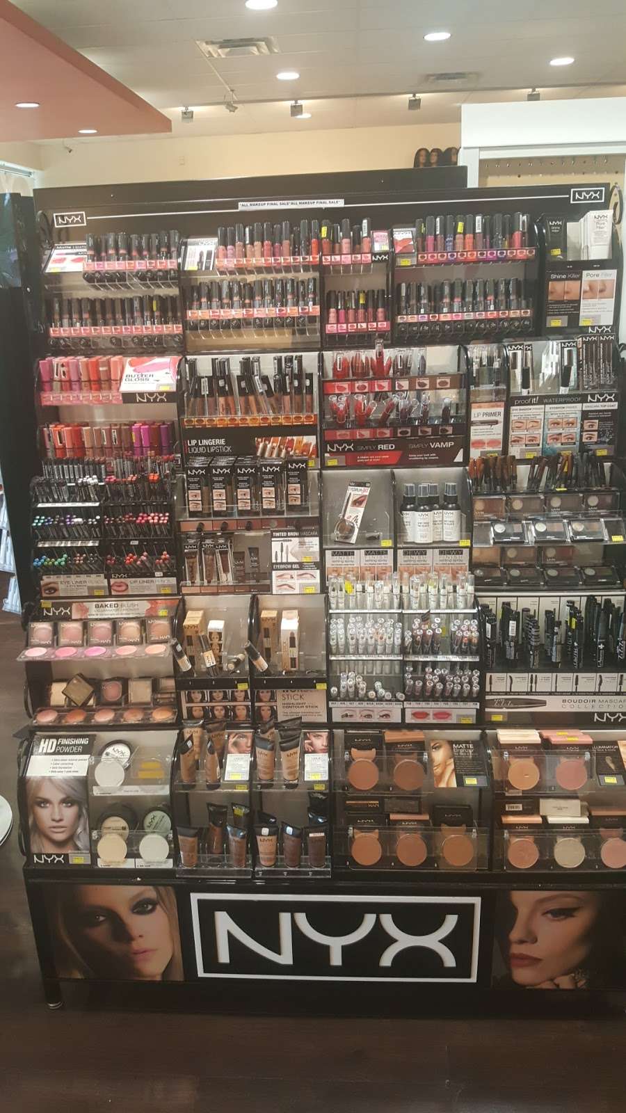 Black Fox Beauty Supply | 9418 Potranco Rd, San Antonio, TX 78251, USA | Phone: (210) 701-8869