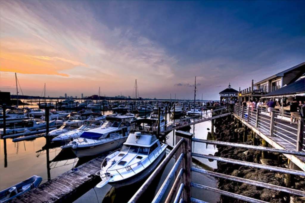 Marina Bay Boston | A Safe Harbor Marina | 333 Victory Rd, Quincy, MA 02171 | Phone: (617) 847-1800