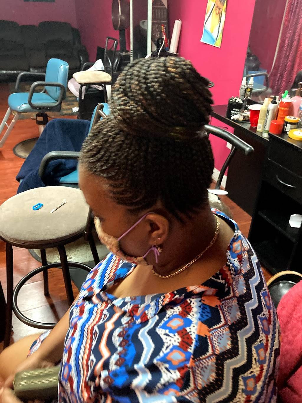 Khadyja African Hair Braiding | 2705 E Dr Martin Luther King Jr Blvd, Tampa, FL 33610, USA | Phone: (813) 514-4100