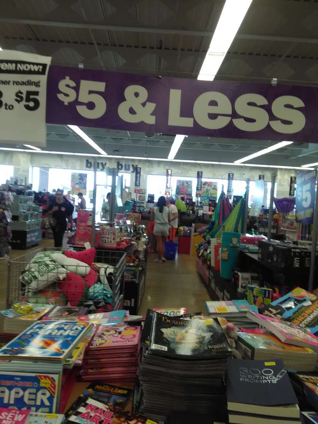 Five Below | 2845 Richmond Ave #3, Staten Island, NY 10314, USA | Phone: (718) 698-1631