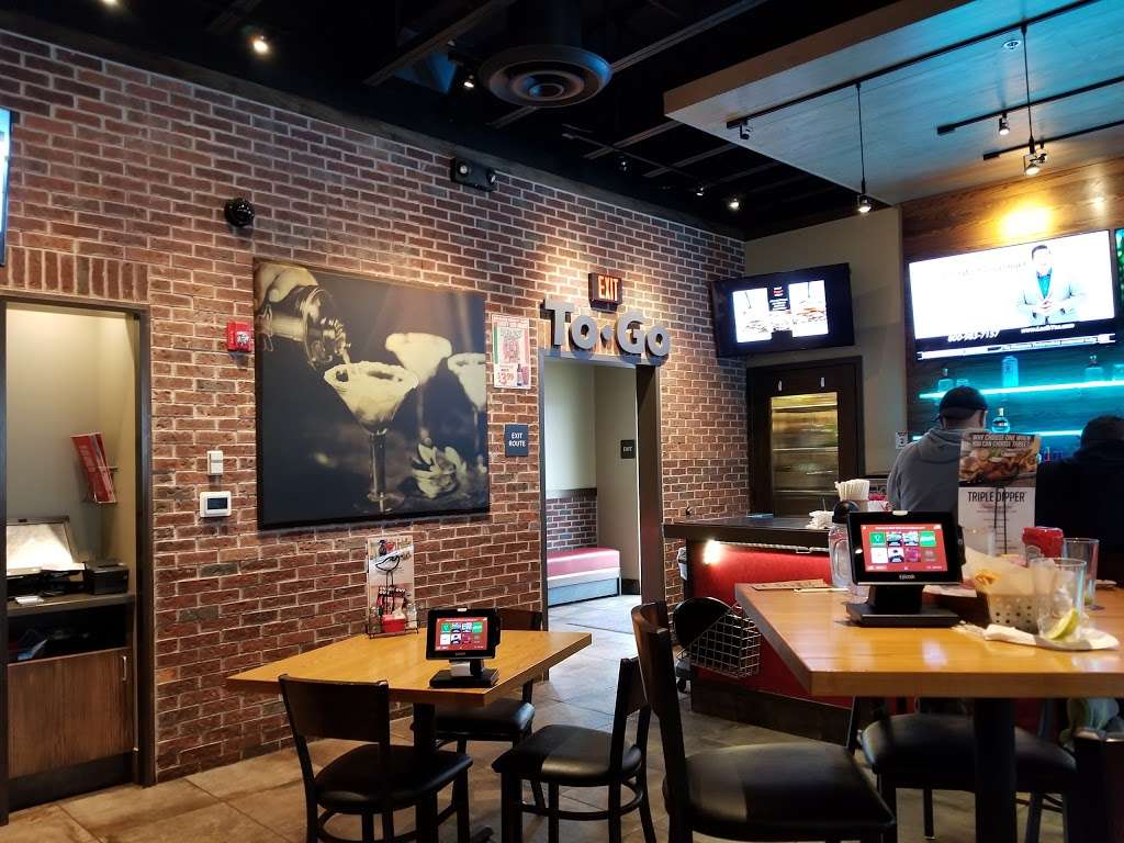 Chilis Grill & Bar | 245 Railway Ln, Hagerstown, MD 21740, USA | Phone: (301) 766-9680