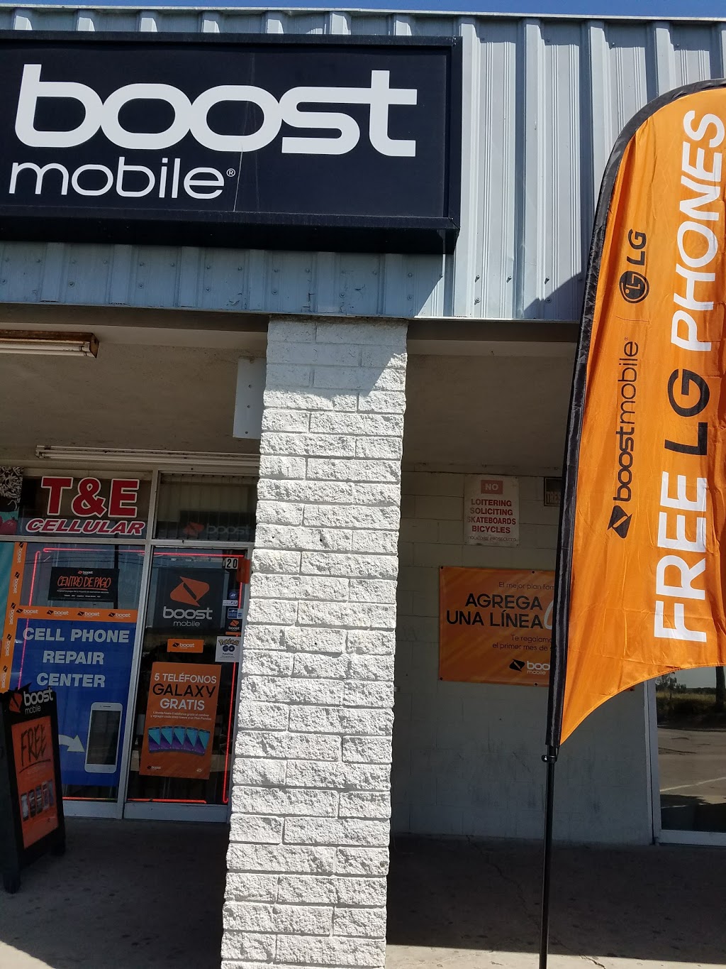 Boost Mobile | 205 W Hueneme Rd, Oxnard, CA 93033, USA | Phone: (805) 488-0200