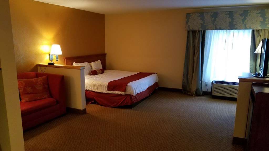 Hotel M, Mt Pocono | 1244 Pocono Blvd, Mt Pocono, PA 18344, USA | Phone: (570) 839-3600