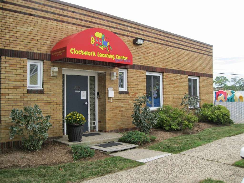 Clockwork Learning Center Black Rock in Bridgeport | 233 Bennett St, Bridgeport, CT 06605, USA | Phone: (203) 335-4200