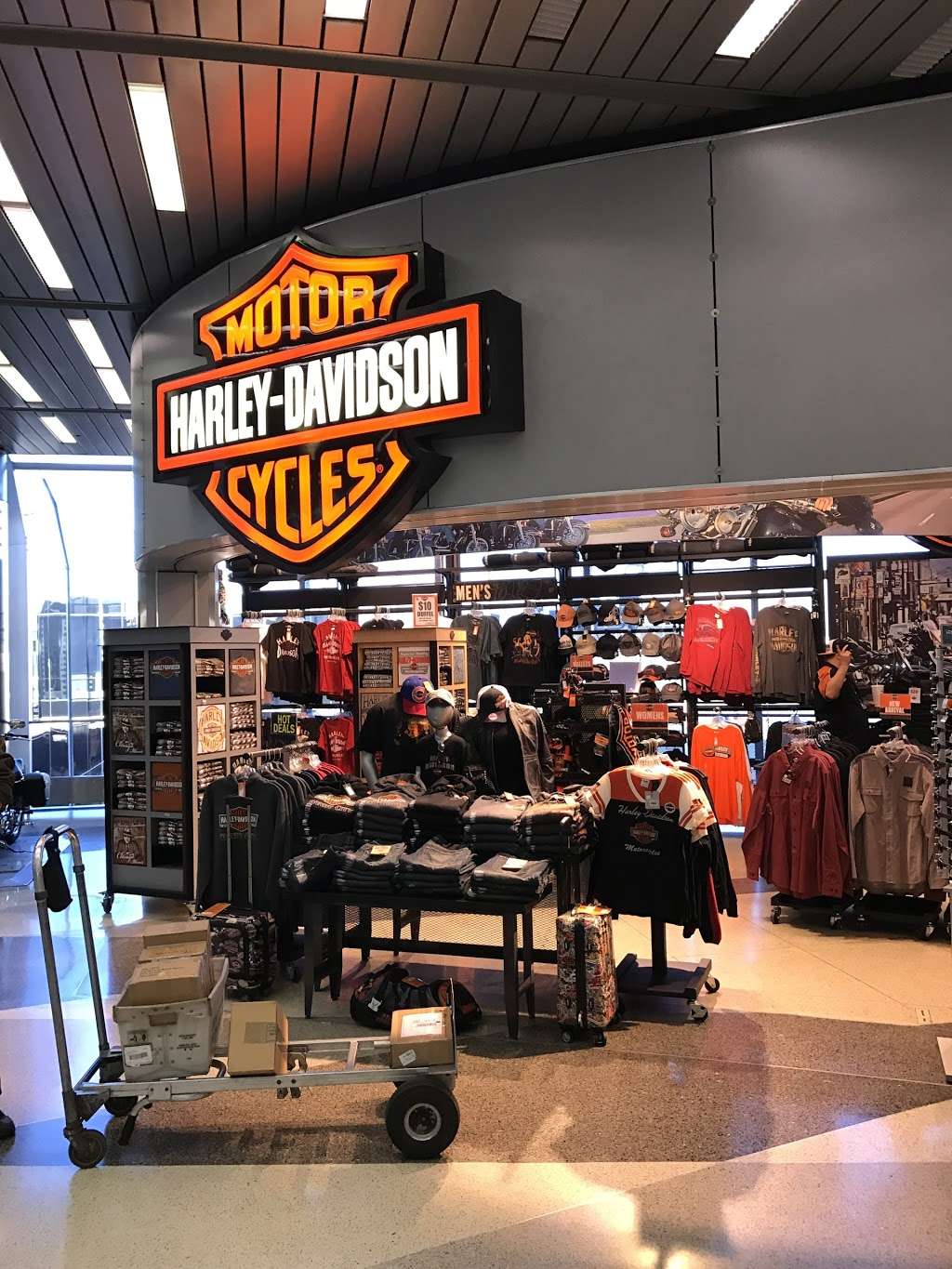 Windy City Harley-Davidson | 11601 E Touhy Ave, Chicago, IL 60666, USA | Phone: (773) 686-4886