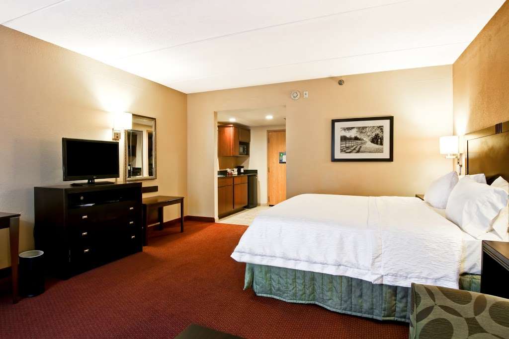 Hampton Inn Waldorf | 3750 Crain Hwy, Waldorf, MD 20603 | Phone: (301) 632-9600