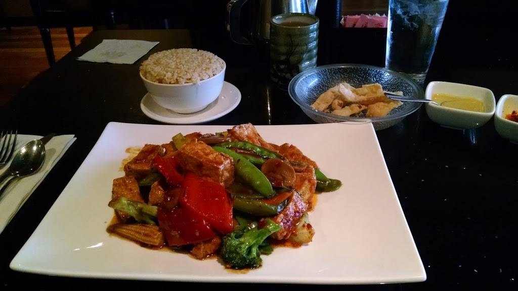 Hong Kong Dragon | 68 Woodside Ave, Winthrop, MA 02152, USA | Phone: (617) 539-0012