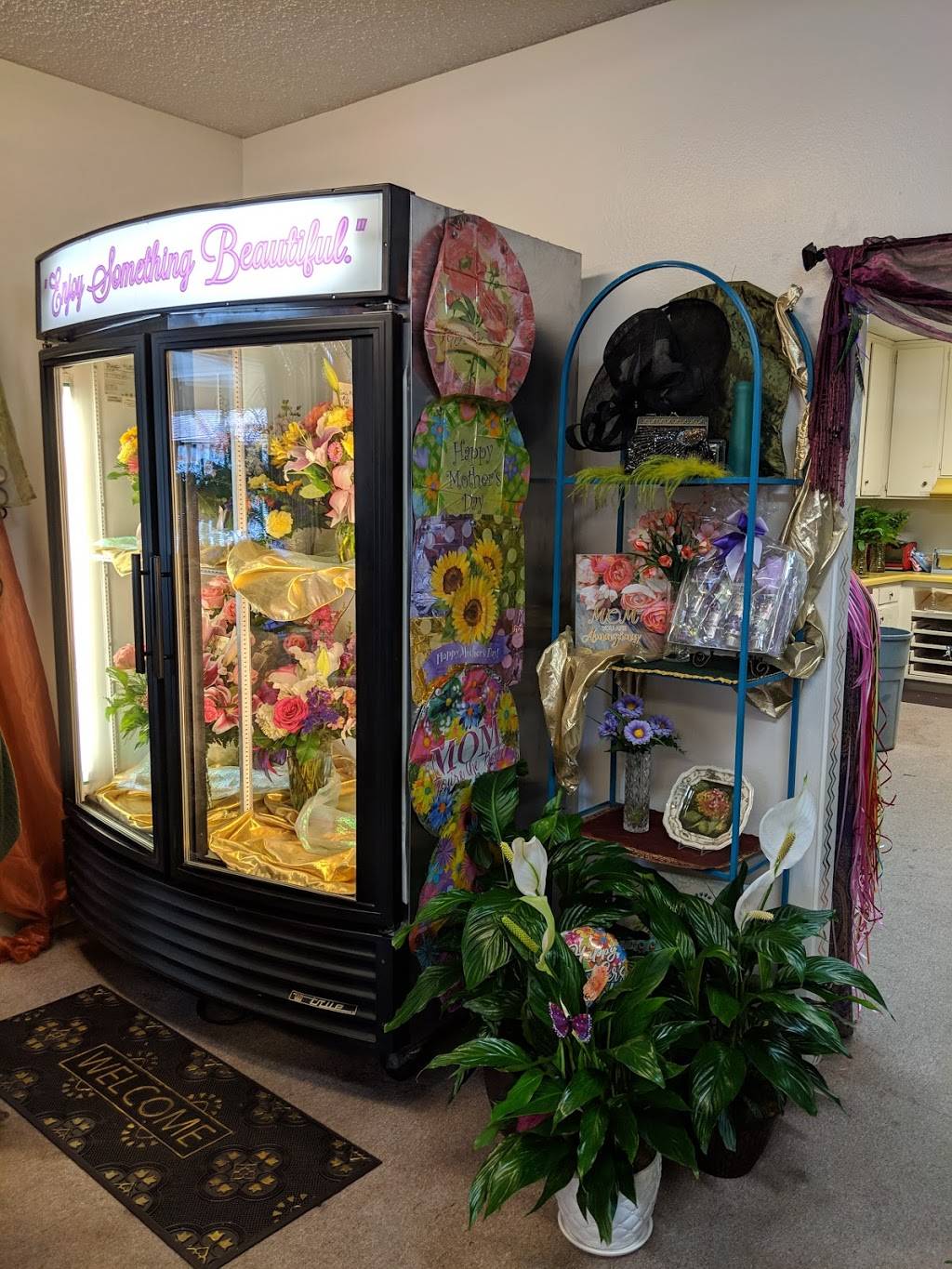 Graceful Lily Floral Design | 2619 S Waterman Ave E, San Bernardino, CA 92408, USA | Phone: (909) 533-4964