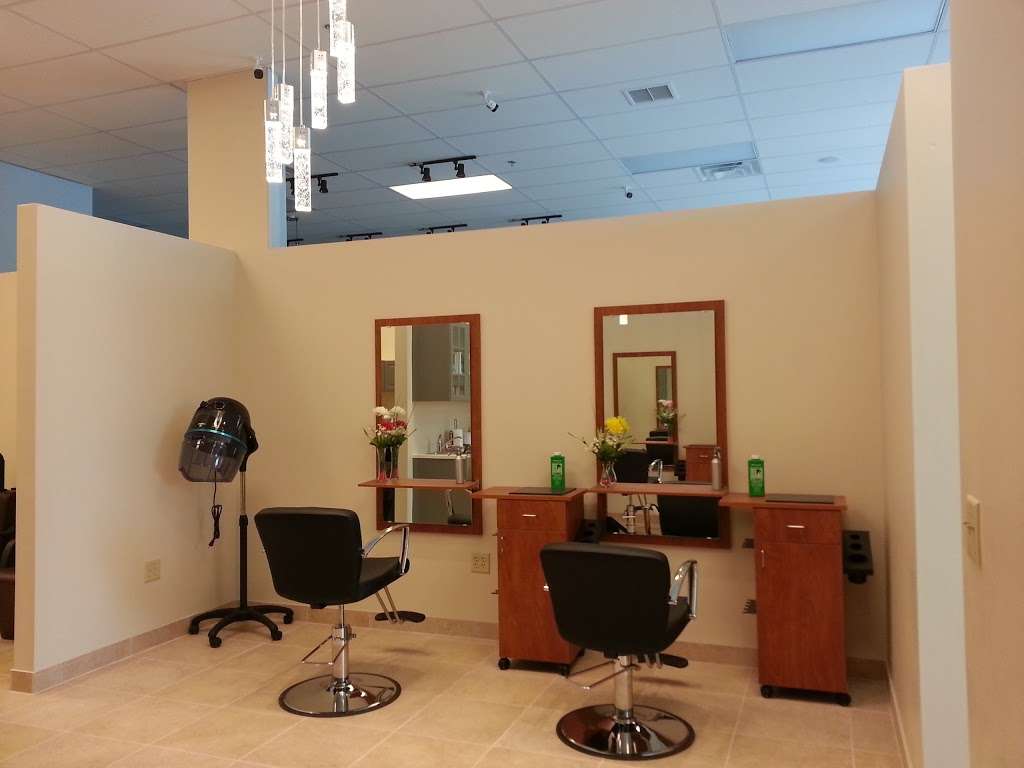 Summer Breeze Salon | 7751 Glenlivet Dr W #103, Fogelsville, PA 18051, USA | Phone: (610) 841-0010