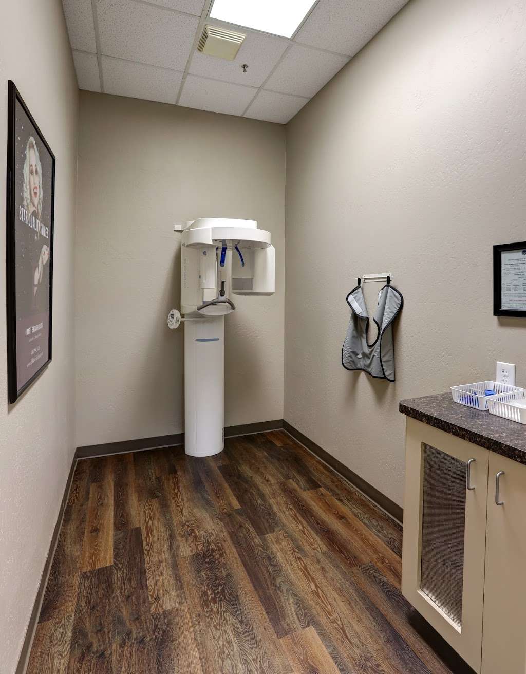 Dr. Janet B. Euzarraga, DDS | 4206 E Chandler Blvd #20, Phoenix, AZ 85048, USA | Phone: (480) 494-2435