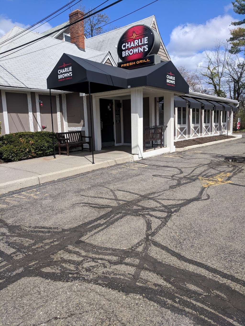 Charlie Brown S Fresh Grill 95 Linwood Ave Township Of Washington Nj 07676 Usa