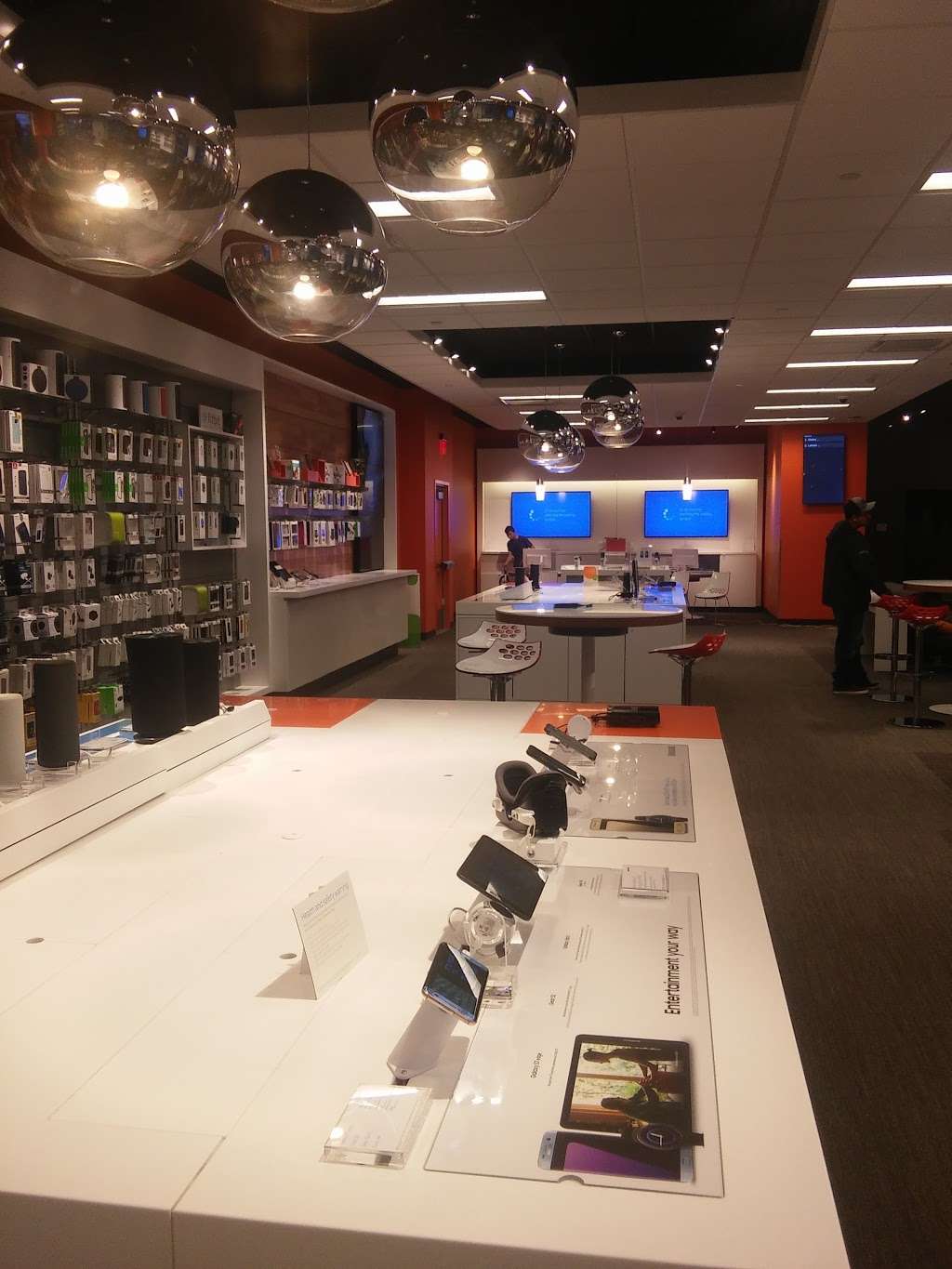 AT&T Store | 8454 NW Prairie View Rd, Kansas City, MO 64153 | Phone: (816) 741-7272