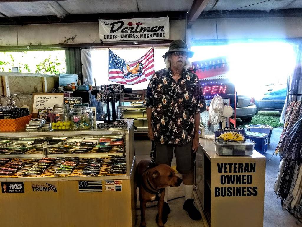 Daryle Larson "THE DARTMAN" | Wagon Wheel Flea Market, 7801 Park Blvd N, Pinellas Park, FL 33781 | Phone: (727) 492-6201