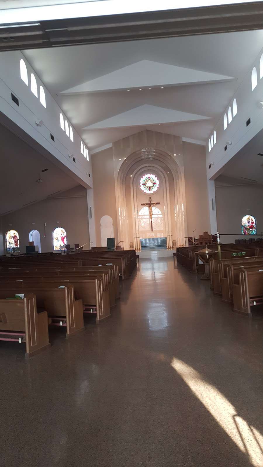 Co-Cathedral of St. Robert Bellarmine | 61 Georgia Rd, Freehold, NJ 07728, USA | Phone: (732) 462-7429