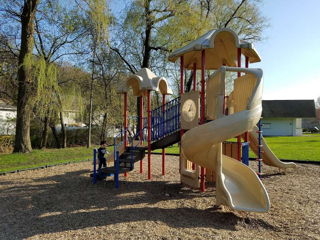 Ashford Park | Ardsley, NY 10502