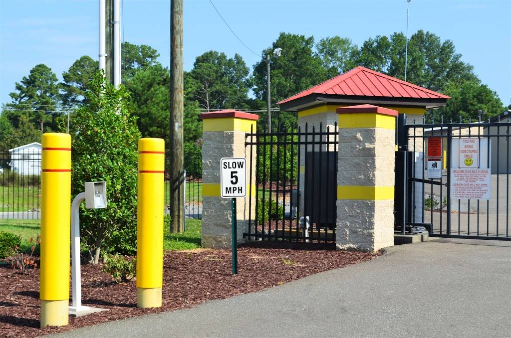 AA Self Storage | 210 W B St, Butner, NC 27509, USA | Phone: (919) 575-6646