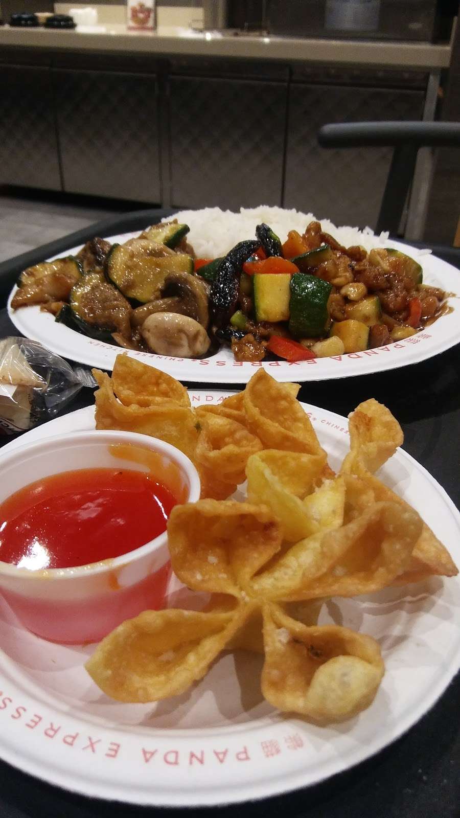 Panda Express | 8041 S Howell Ave, Oak Creek, WI 53154, USA | Phone: (414) 764-6879