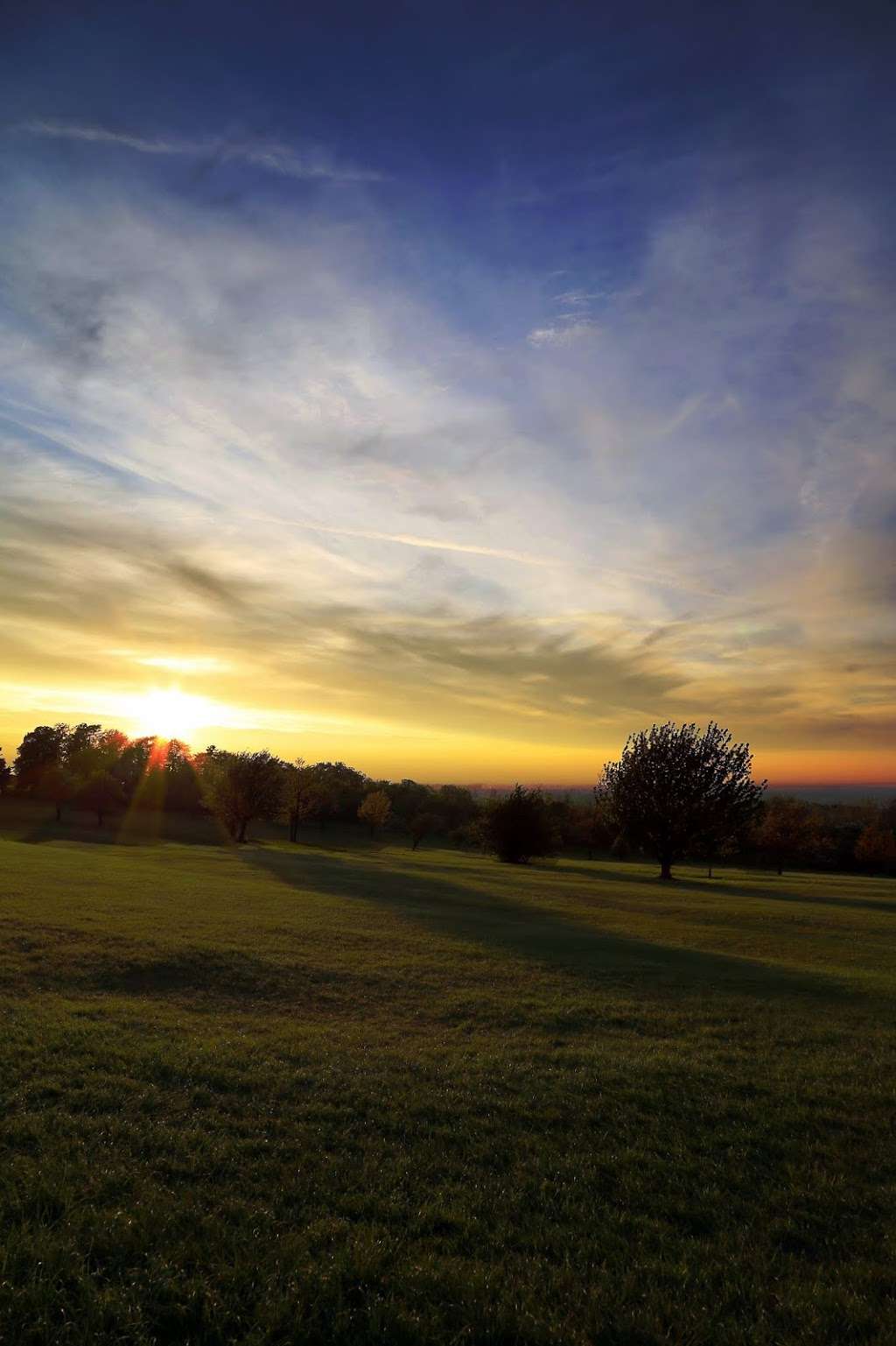 Epsom Downs Station | Epsom KT17 4JP, UK